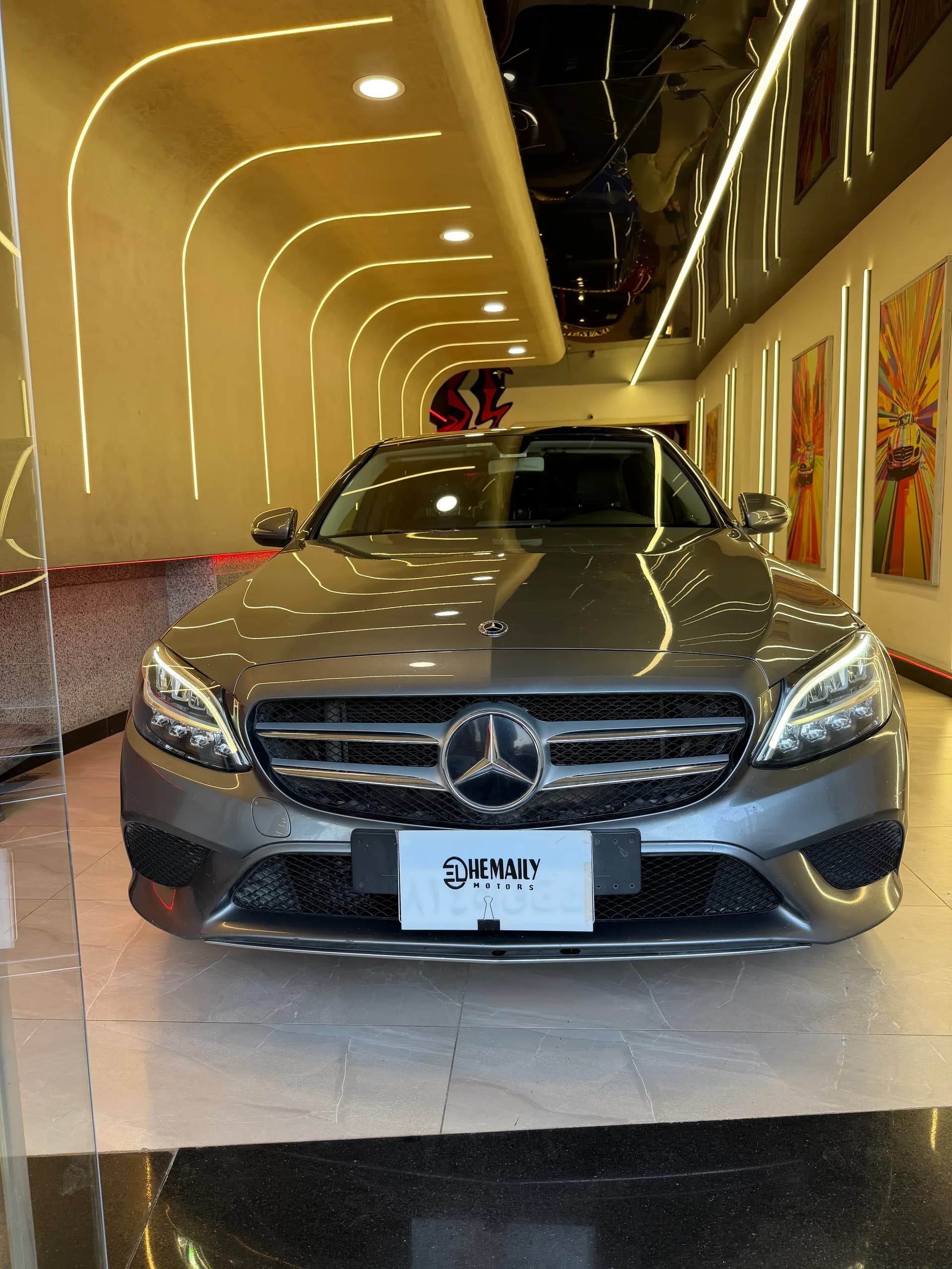 Mercedes-Benz C-Class 2019 — 1